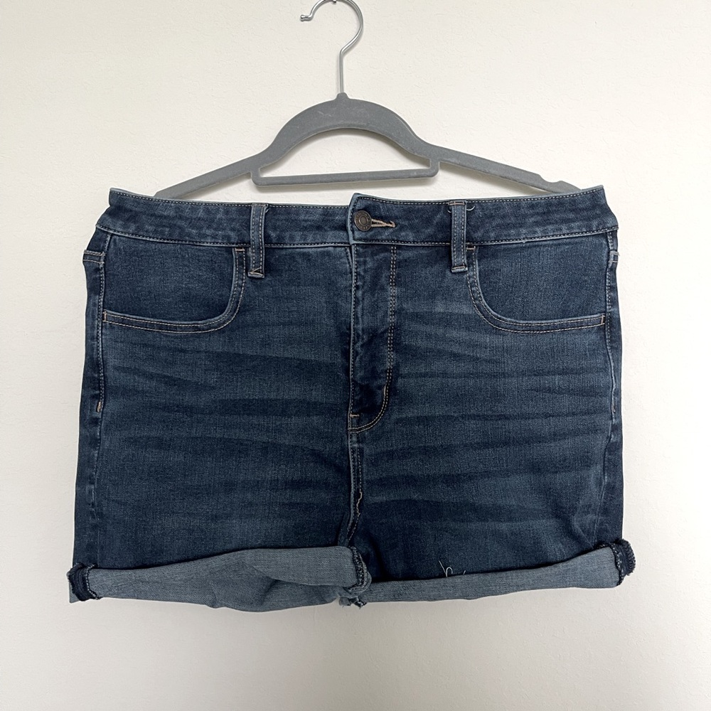 American Eagle high Rise Shorts